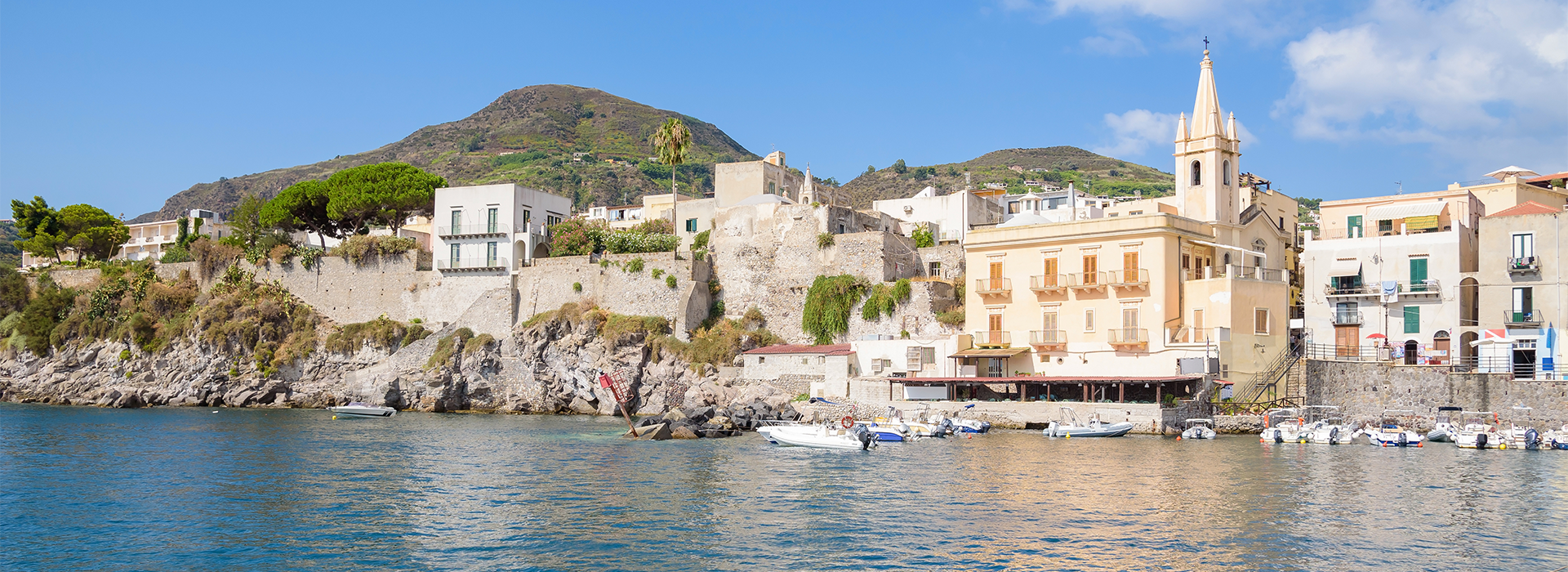 lipari-town-seen-from-the-sea-2026-01-08-23-54-44-utc